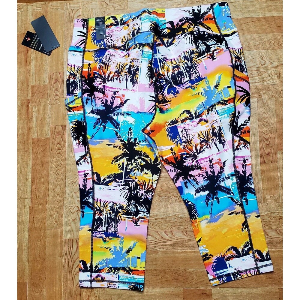 Torrid Performance Capri Active Legging Palm Tree… - image 2